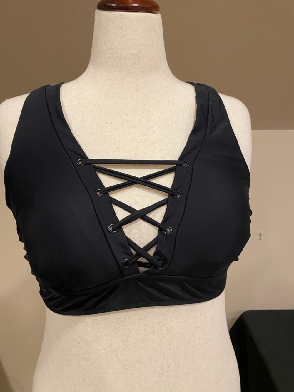 torrid Black Lace-Up Plunge Bralette bathing suit top, size 1, (14/16)